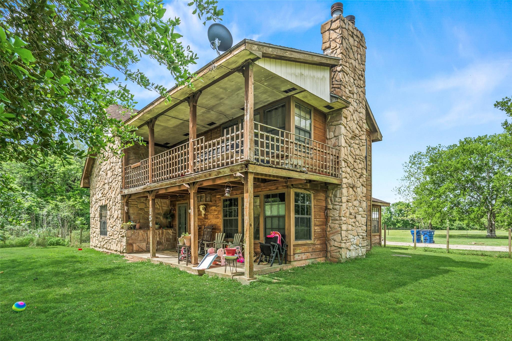 154 Pin Oak Drive
