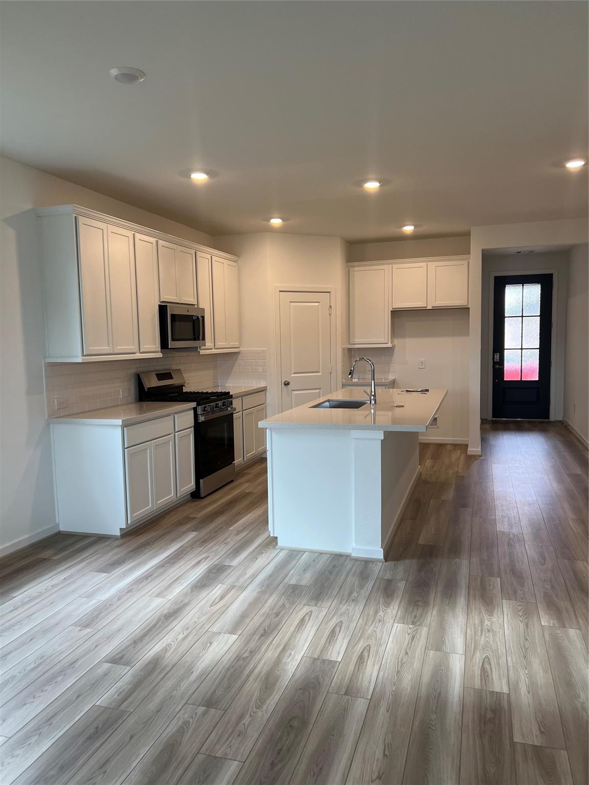 21519 Banpo Bend Drive