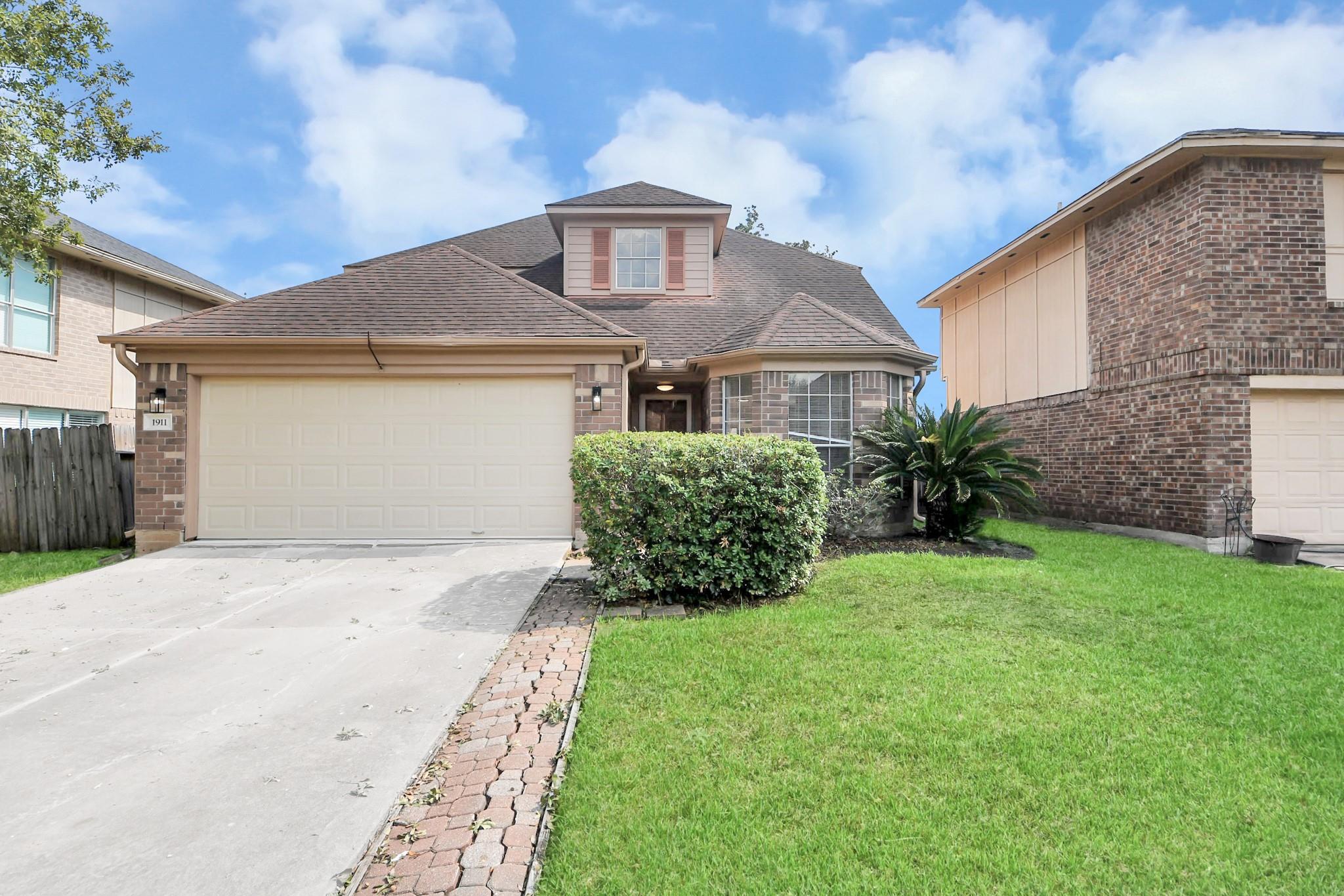1911 Wildwood Ridge Drive