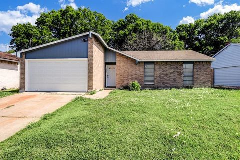 Photo of 14107 Pinewest Drive, Houston, TX 77049 (MLS # 54861850)