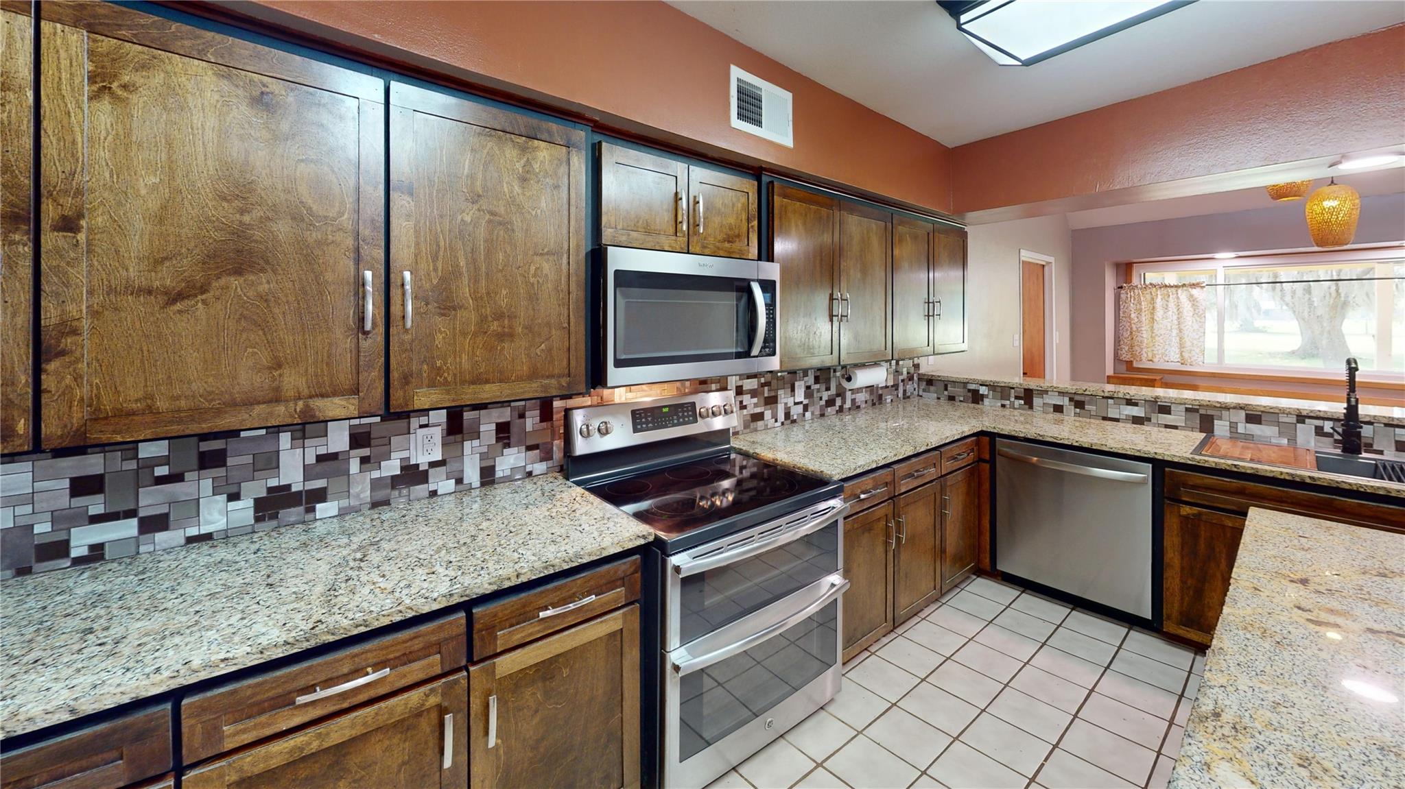5610 County Road 823