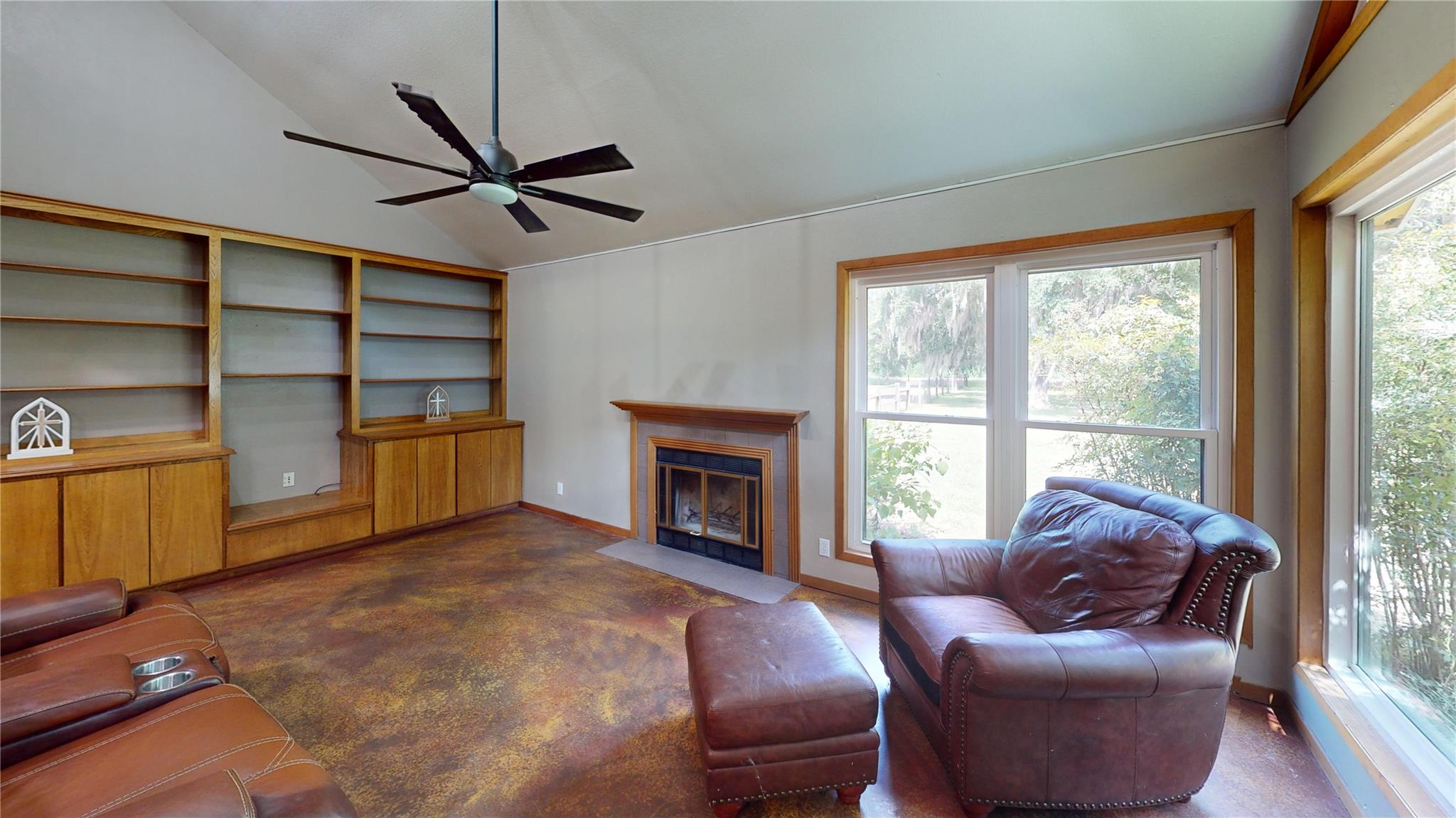 5610 County Road 823