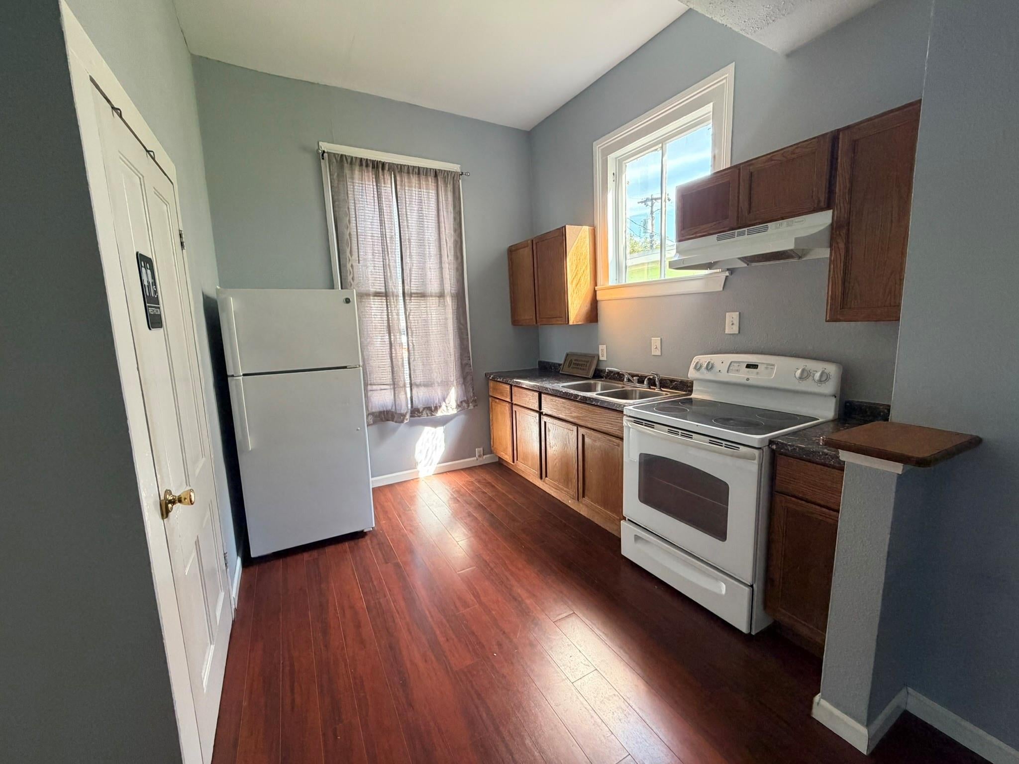 1614 Market Street 4