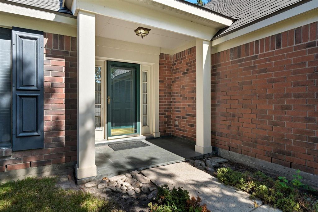 Photo of 19018 Oakway Drive, Humble, TX 77346 (MLS # 12257317)