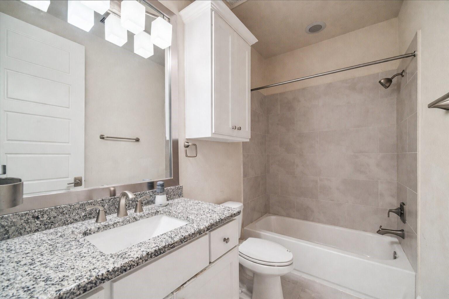 Sugar Land, Texas, 77479, United States, 5 Bedrooms Bedrooms, ,6 BathroomsBathrooms,Residential,Active,2032429
