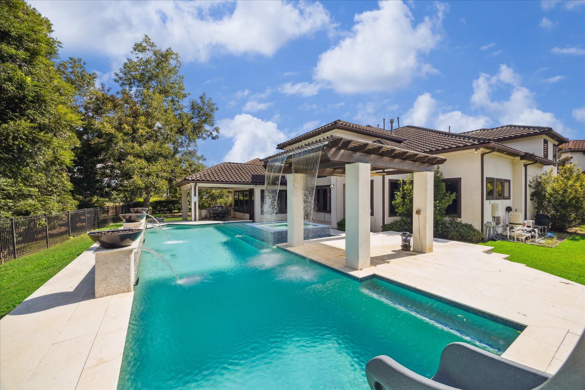 Sugar Land, Texas, 77479, United States, 5 Bedrooms Bedrooms, ,6 BathroomsBathrooms,Residential,Active,2032429