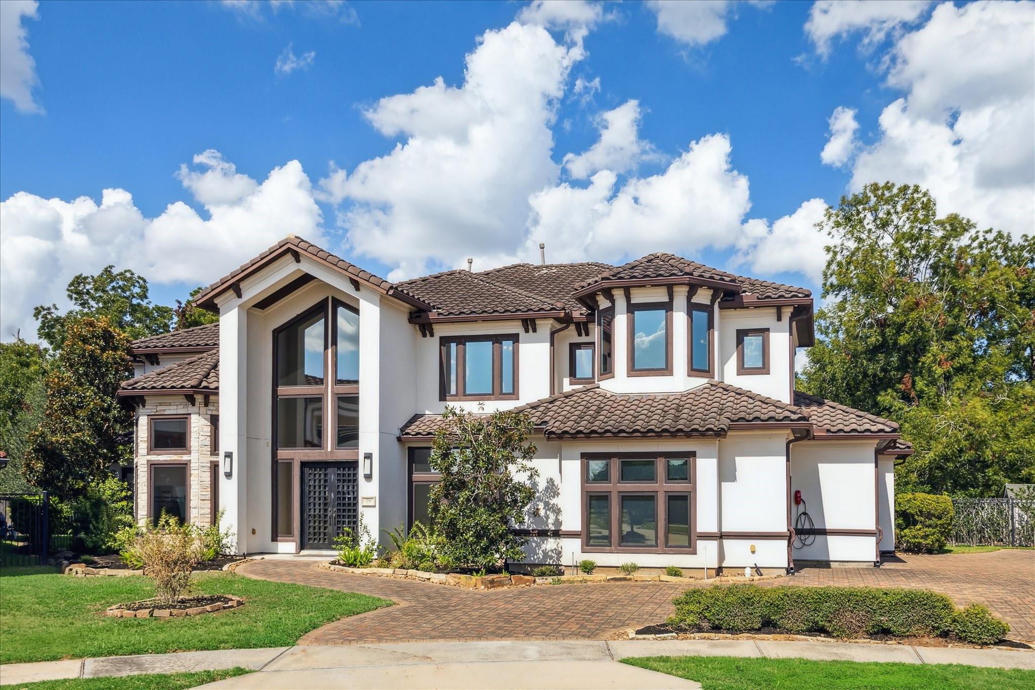 Sugar Land, Texas, 77479, United States, 5 Bedrooms Bedrooms, ,6 BathroomsBathrooms,Residential,Active,2032429