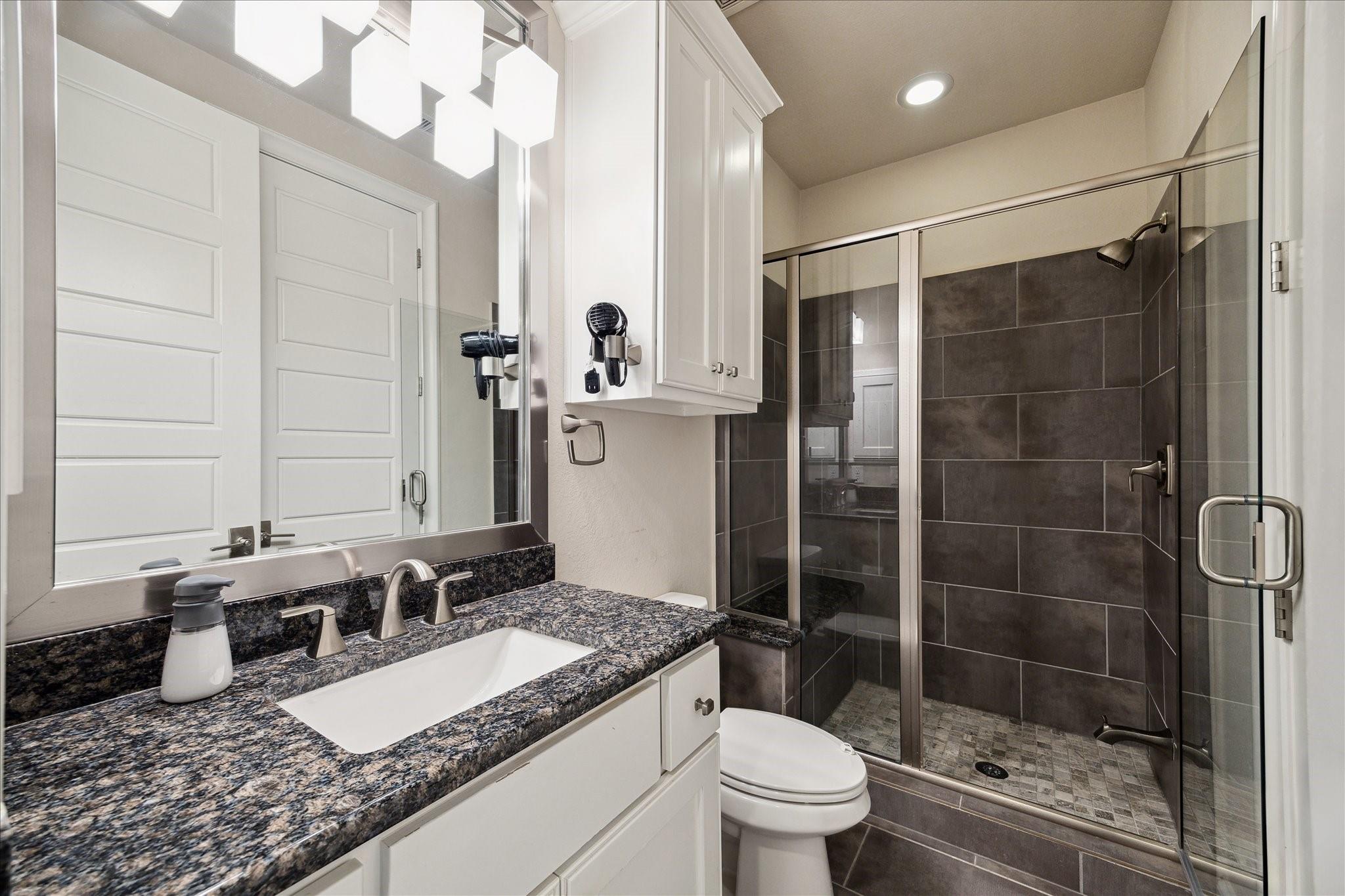 Sugar Land, Texas, 77479, United States, 5 Bedrooms Bedrooms, ,6 BathroomsBathrooms,Residential,Active,2032429