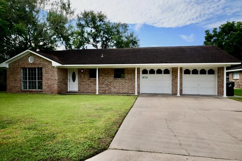 Photo of 826 Walger Avenue, Rosenberg, TX 77471 (MLS # 82638031)