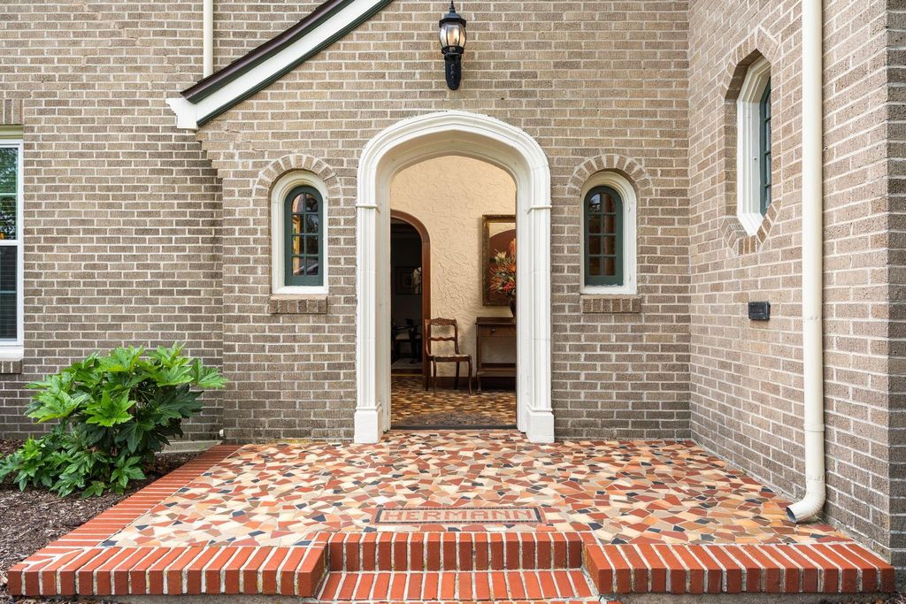 Photo of 801 W Main Street, Brenham, TX 77833 (MLS # 49937091)