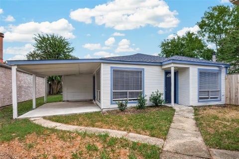 Photo of 10914 Berry Tree Drive, Houston, TX 77064 (MLS # 44930214)