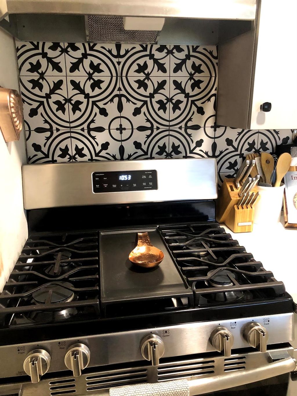 Photo of 7151 Neff Street, Houston, TX 77074 (MLS # 20364645)