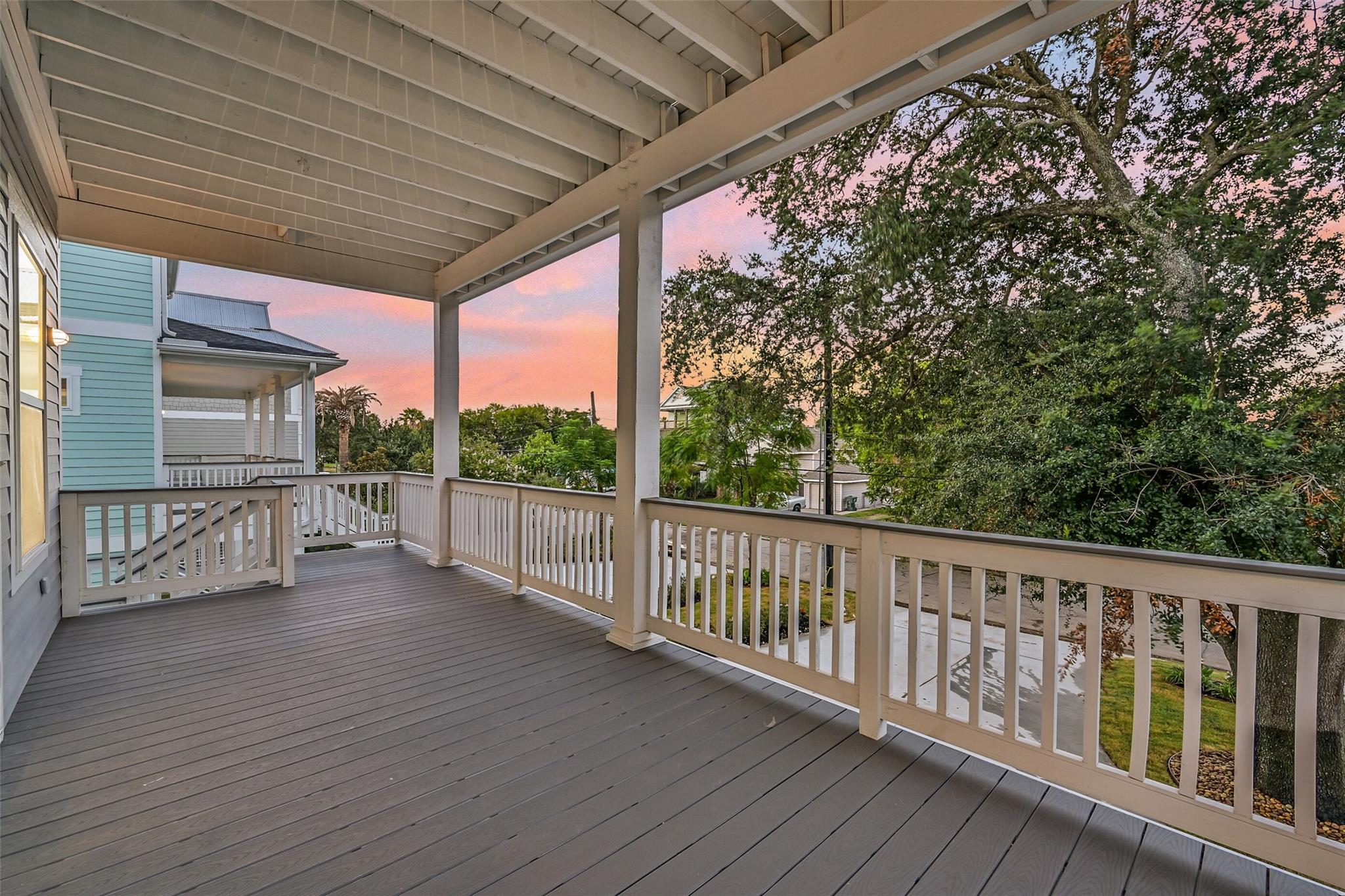 1517 Bayou Shore Drive