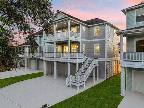 Homes For Sale - 1517 Bayou Shore Drive<br/> Galveston, TX 77551
