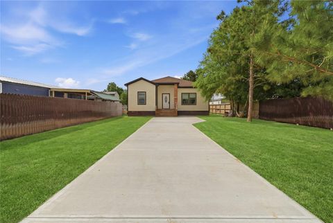 Homes For Sale - 24 Road 5213<br/> Cleveland, TX 77327