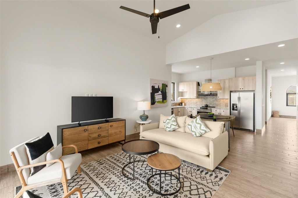 Photo of 723 Mavila, NA (MLS # 10778923)