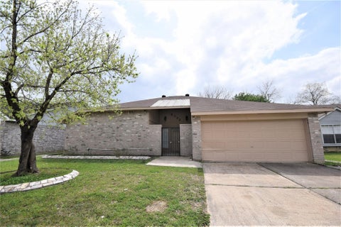 Photo of 8322 Carmelwood Lane, Humble, TX 77338 (MLS # 72153436)
