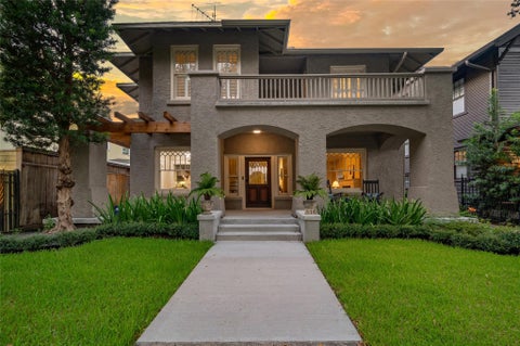 Photo of 816 Kipling Street, Houston, TX 77006 (MLS # 96959618)