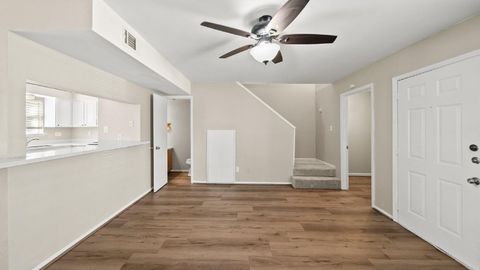 Photo of 2533 Washington Avenue #B, Pearland, TX 77581 (MLS # 54094164) Photo of 2533 Washington Avenue #B, Pearland, TX 77581 (MLS # 54094164)