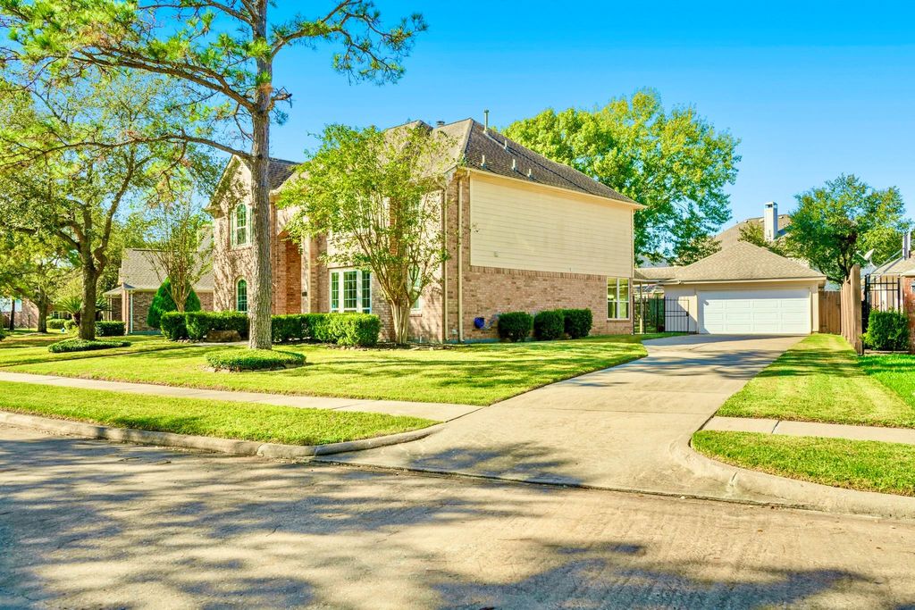 Photo of 16322 Drystone Lane, Houston, TX 77095 (MLS # 50055062)
