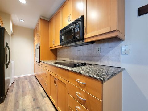Tiny photo for 1601 S Shepherd Drive #225, Houston, TX 77019 (MLS # 54699056)