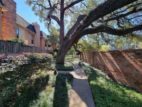 Tiny photo for 1601 S Shepherd Drive #225, Houston, TX 77019 (MLS # 54699056)