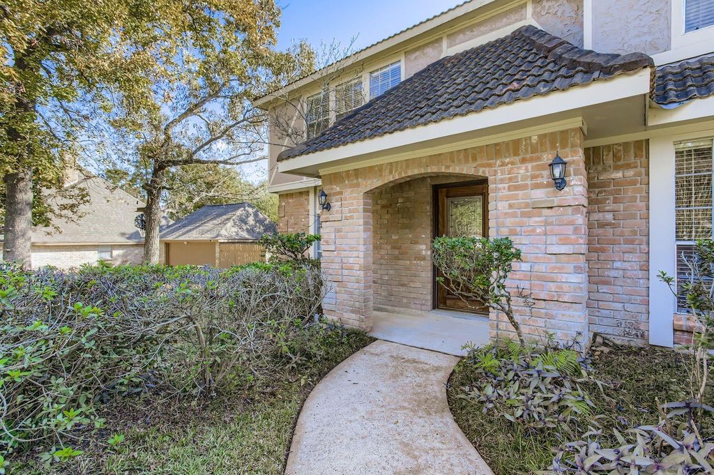 Photo of 8518 Rebawood Drive, Humble, TX 77346 (MLS # 90142906)