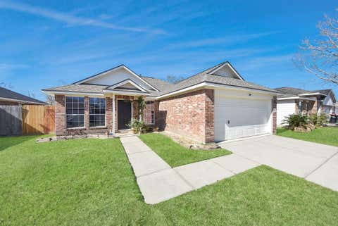 Homes For Sale - 3223 Red Cedar Drive<br/> Baytown, TX 77521