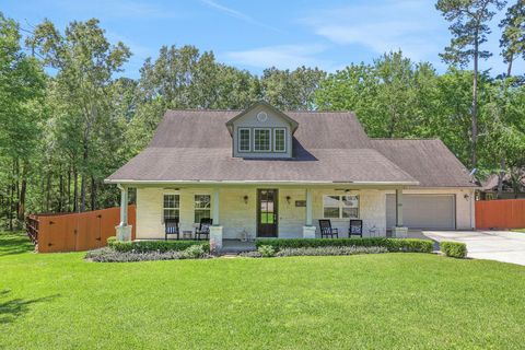 Photo of 50 Prince Circle, Coldspring, TX 77331 (MLS # 54642566)