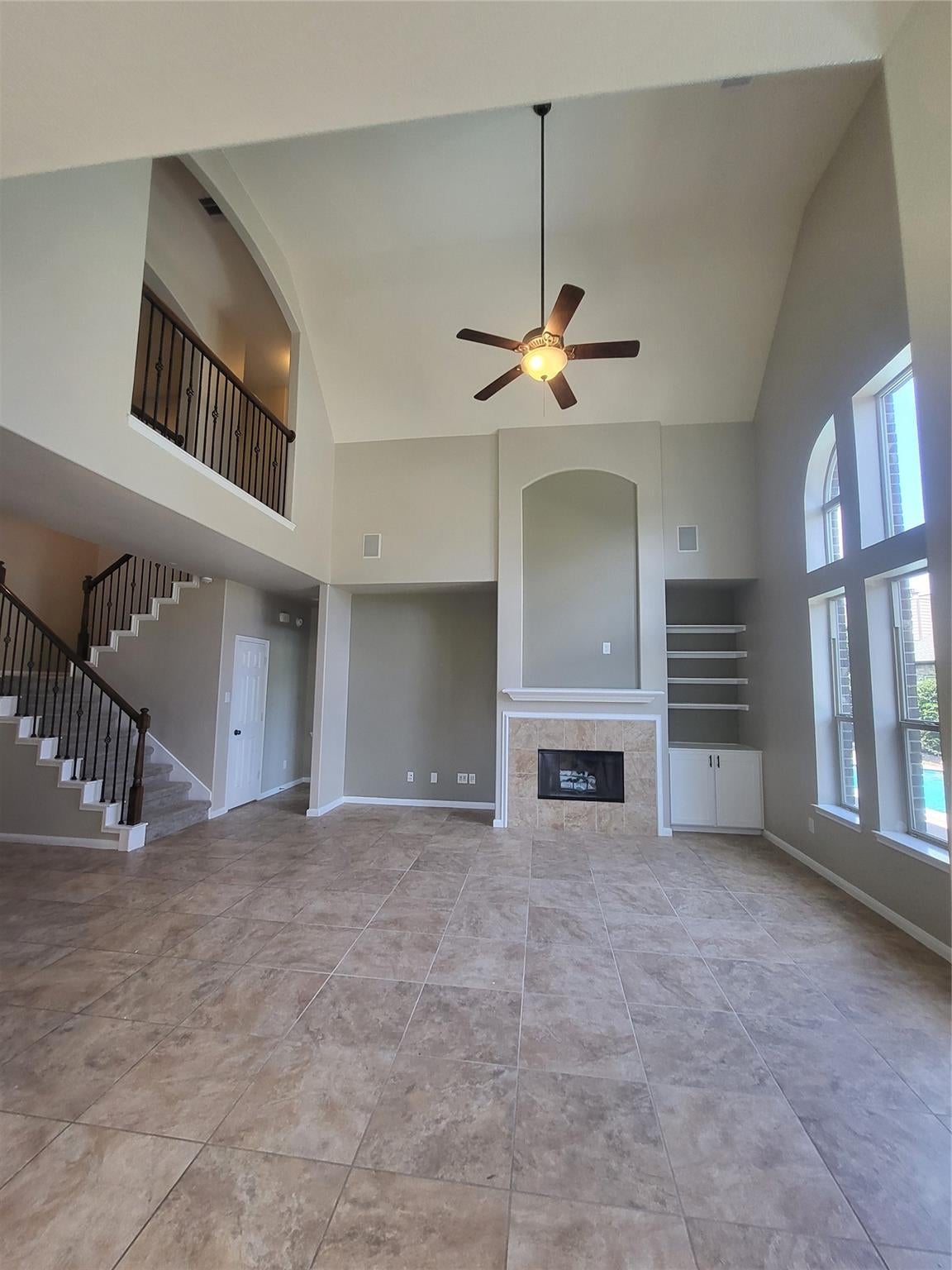 4725 Serrano Drive