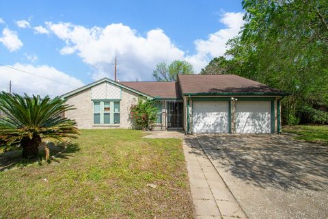 Photo of 19102 Twigsworth Lane, Humble, TX 77346 (MLS # 43659749)