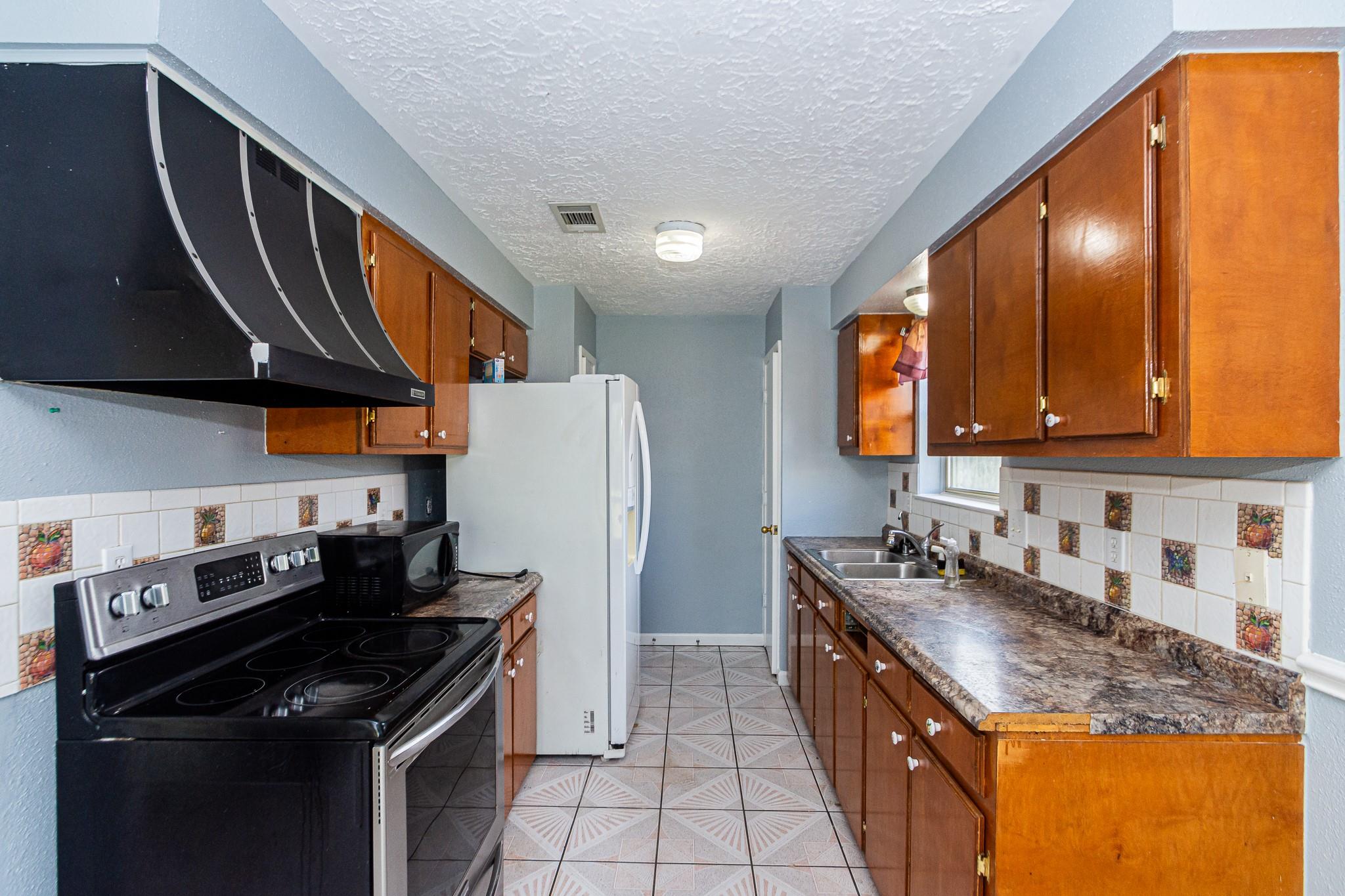 19102 Twigsworth Lane