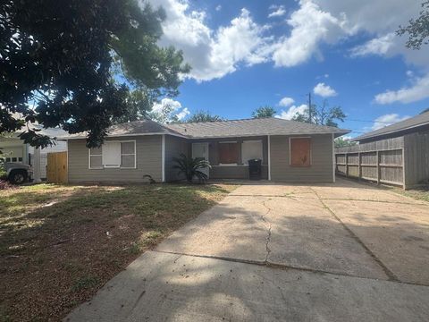 Photo of 4918 Balkin Street, Houston, TX 77021 (MLS # 87679288)