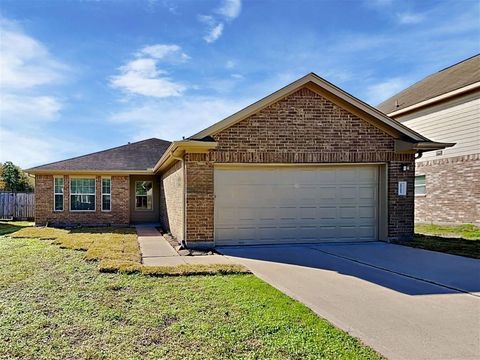 Photo of 1723 Teal Bend Court, Fresno, TX 77545 (MLS # 79809672)