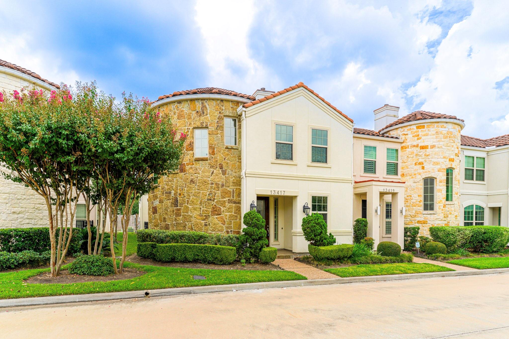 13417 Preston Cliff Court