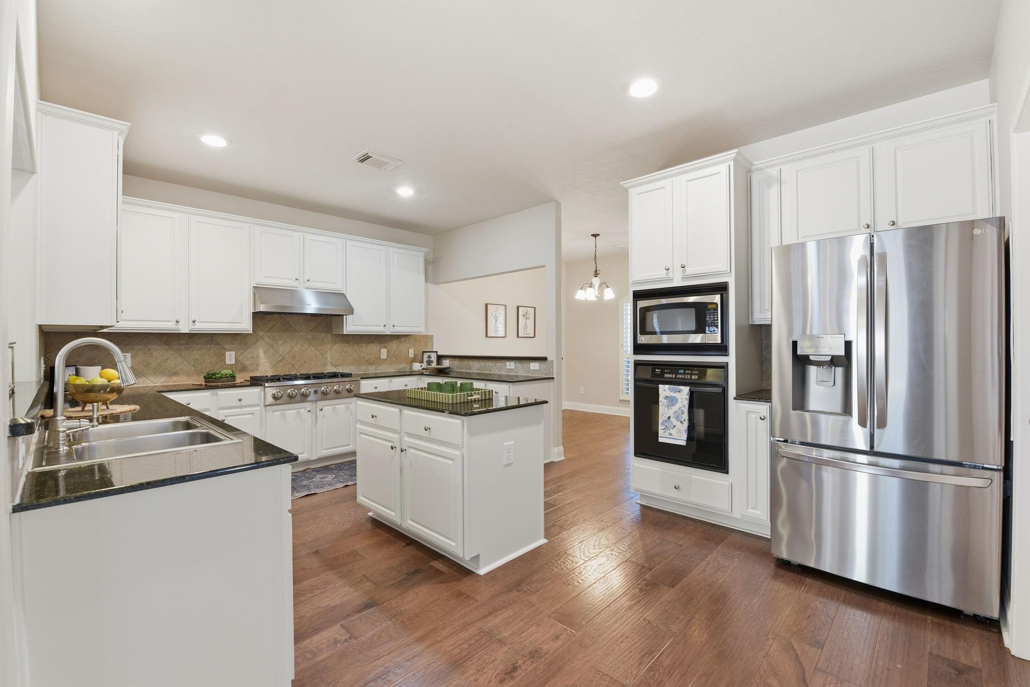 2806 Shadow Canyon Lane