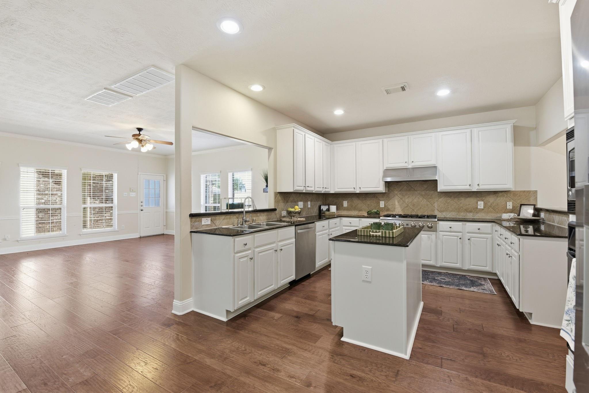 2806 Shadow Canyon Lane