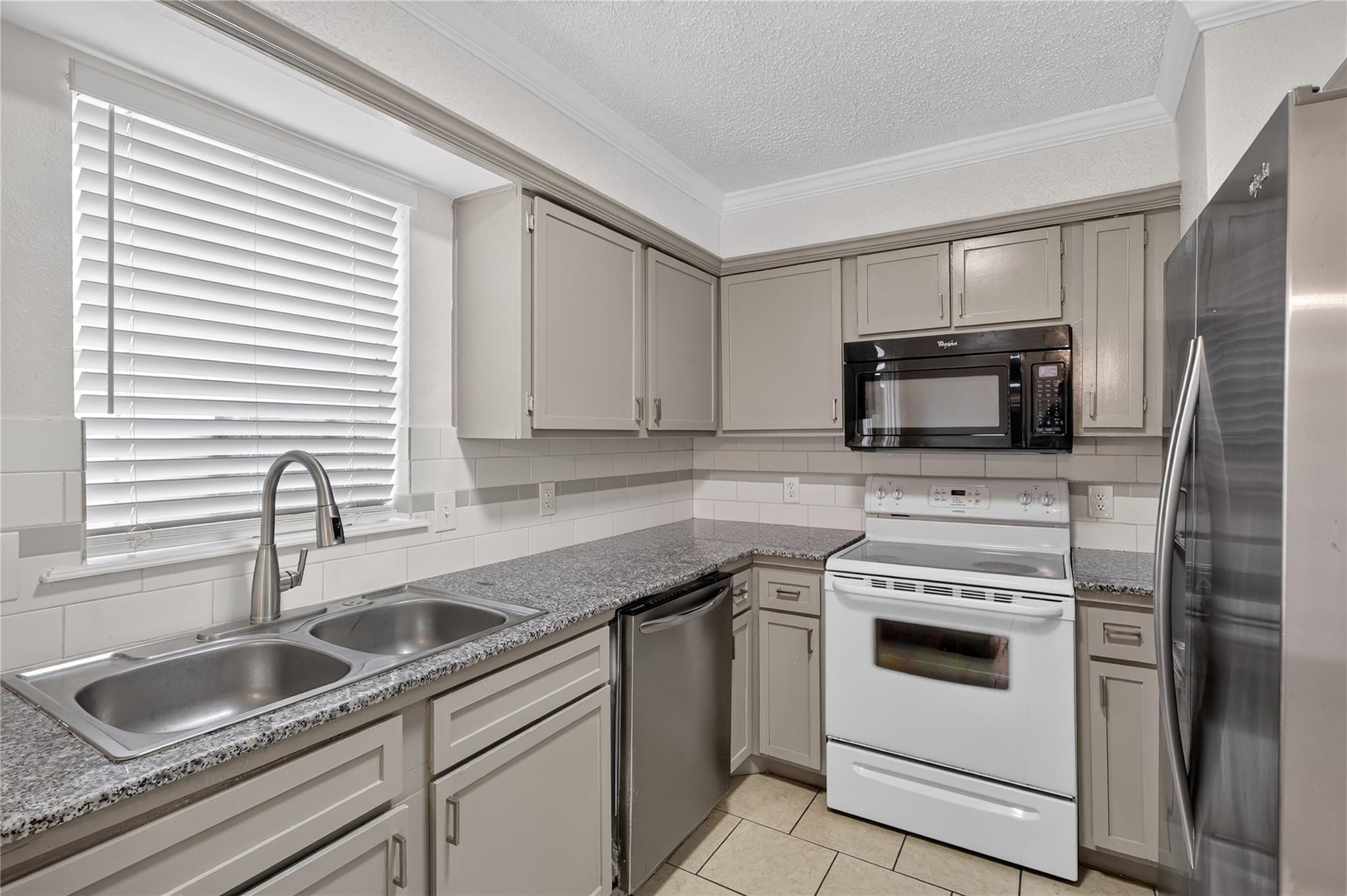 1221 Cedar Post Lane 8C