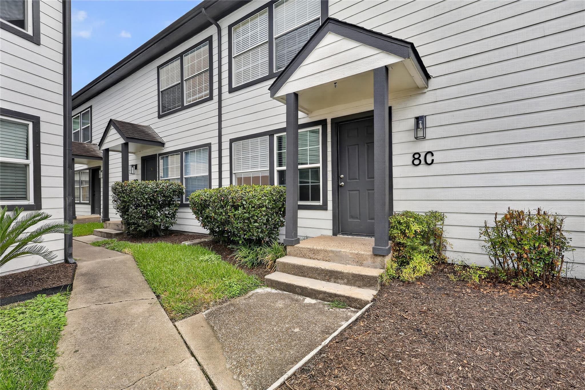 1221 Cedar Post Lane 8C