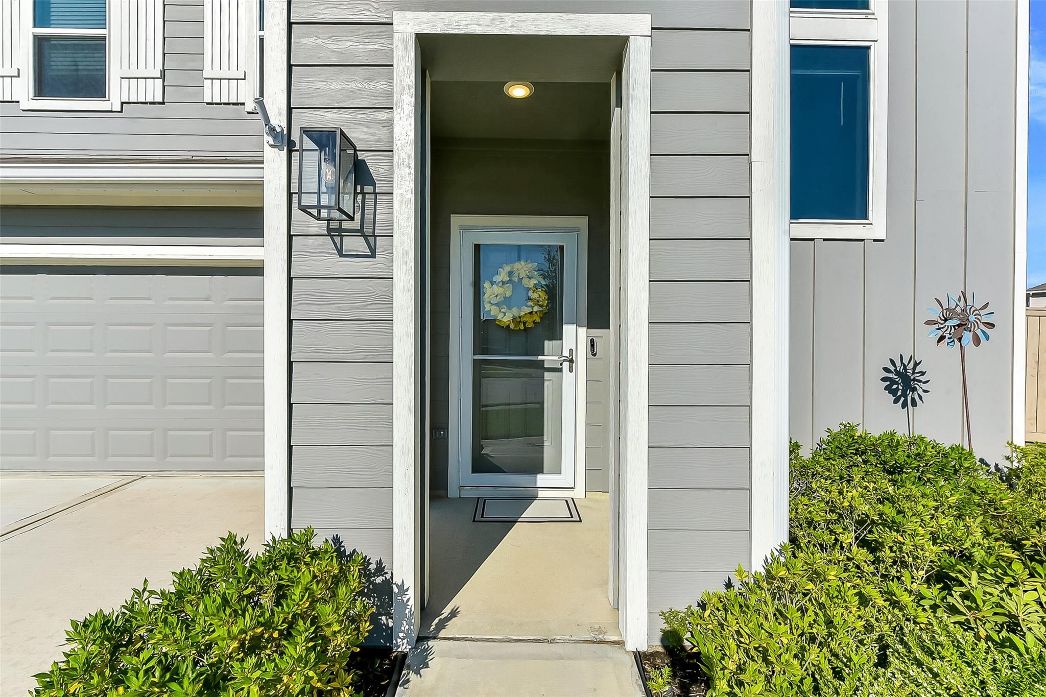 14674 Ivy Floral Way
