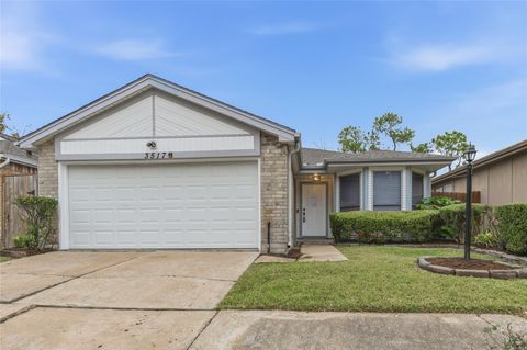 Photo of 3517 Meadway Drive, Houston, TX 77082 (MLS # 23229269)