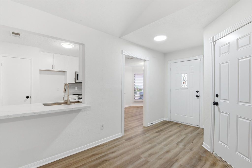 Photo of 3517 Meadway Drive, Houston, TX 77082 (MLS # 23229269)