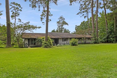 Photo of 1979 Cr 3000, Woodville, TX 75979 (MLS # 53574596)