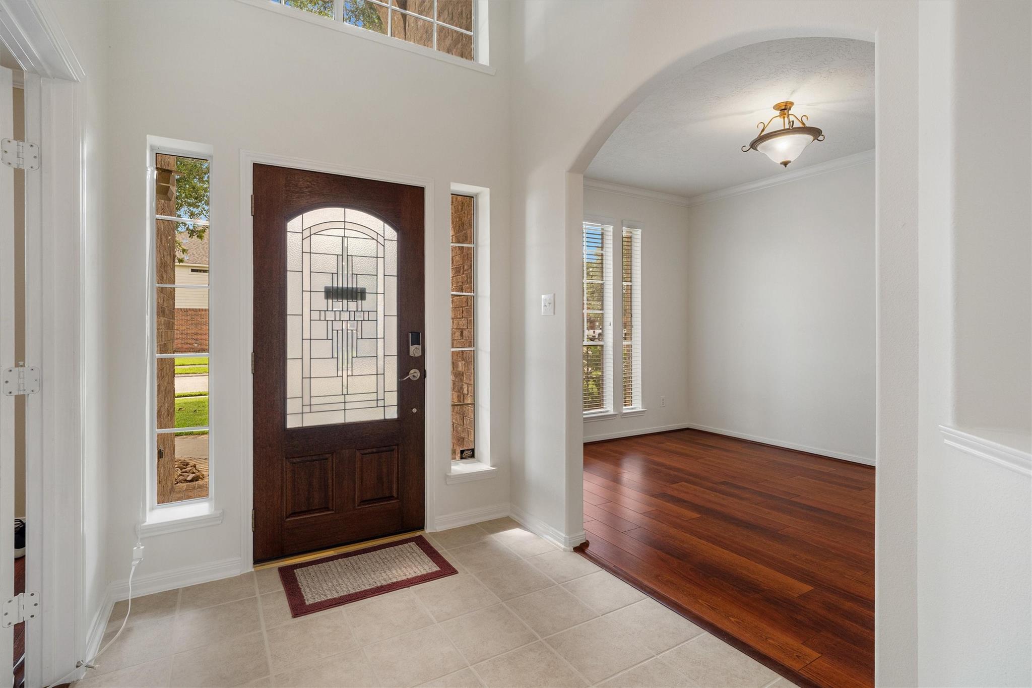 2113 Midway Court