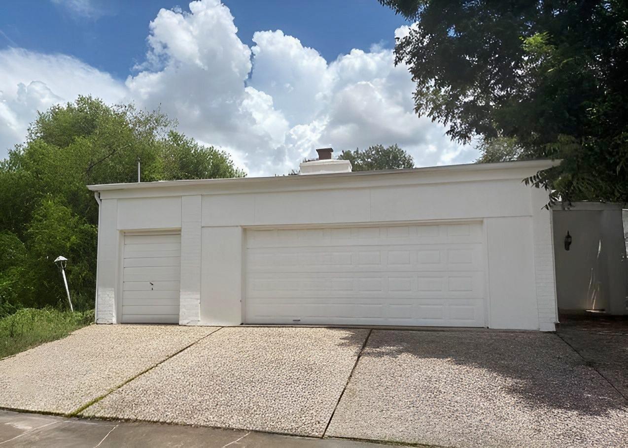 2703 Quail Creek Drive