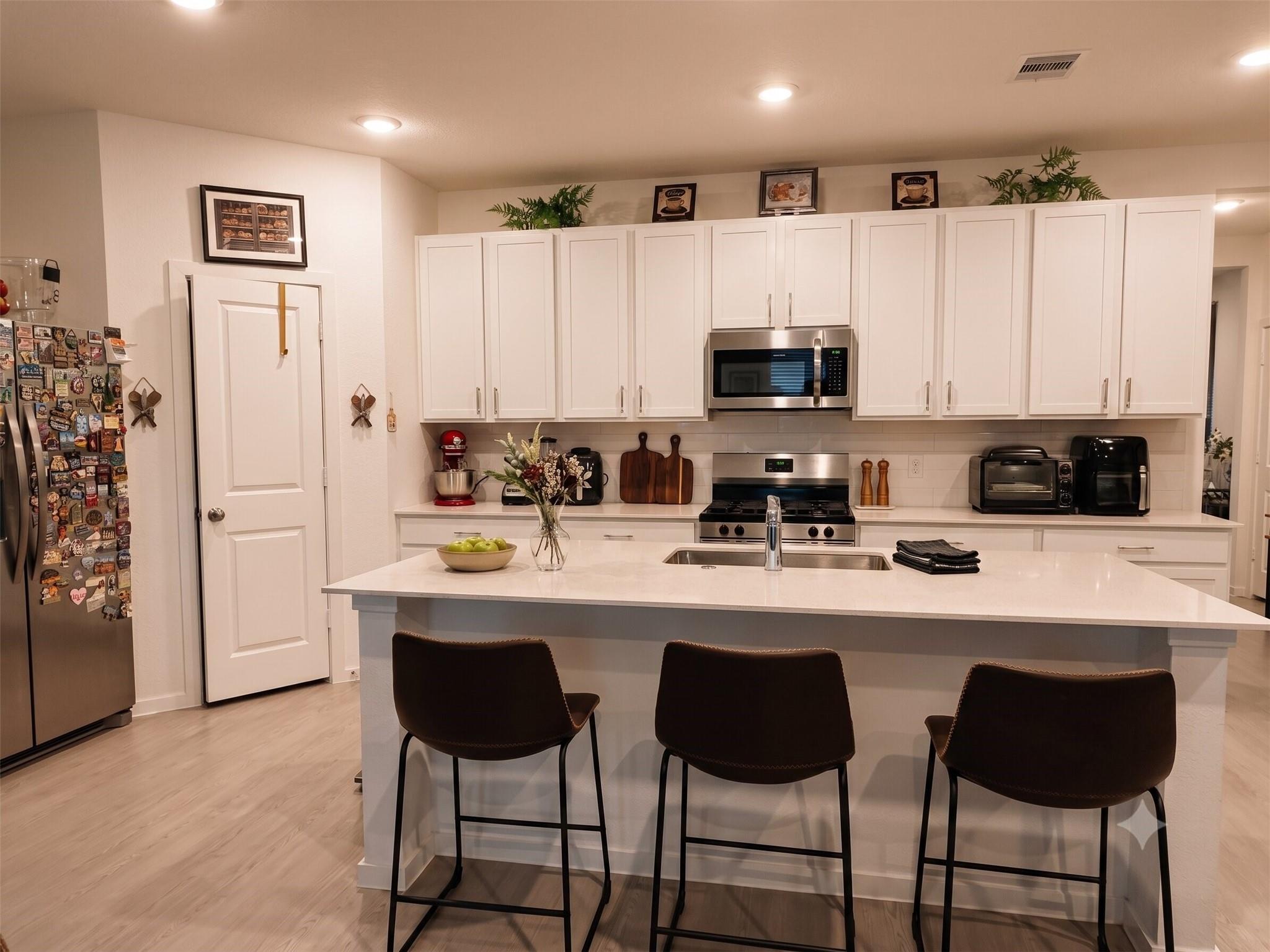 2605 Lago Costa Drive