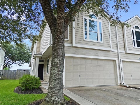 Photo of 838 San Jacinto Circle, Baytown, TX 77521 (MLS # 94489555)