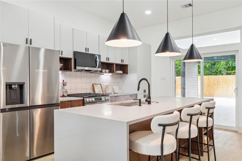 Tiny photo for 3409 Stonewall Street, Houston, TX 77020 (MLS # 66278803)