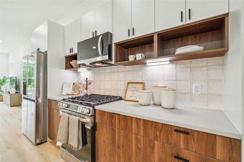 Tiny photo for 3409 Stonewall Street, Houston, TX 77020 (MLS # 66278803)