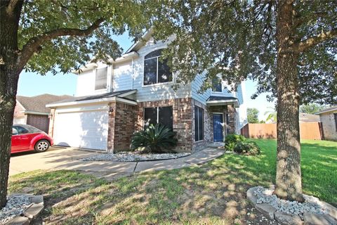 Photo of 8314 Silver Fir Lane, Baytown, TX 77523 (MLS # 71654594)
